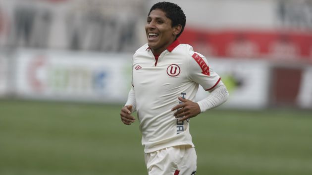 Raúl Ruidíaz se mostró de quedarse un tiempo más en Universitario. (Perú21)