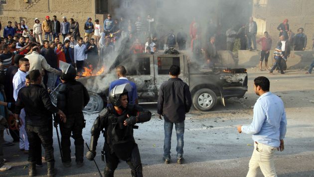 Egipto: 11 muertos por enfrentamientos entre policías y Hermanos Musulmanes. (AFP)