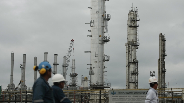 NUEVO MARCO. Se han trabajado normas con Ministerio de Ambiente para atraer inversión en petróleo. (Rafael Cornejo)
