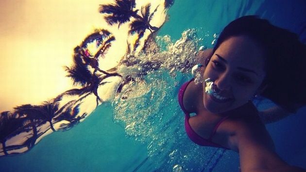 Karen Schwarz anuncia su regreso a la TV misma sirena bajo el agua. (Instagram)