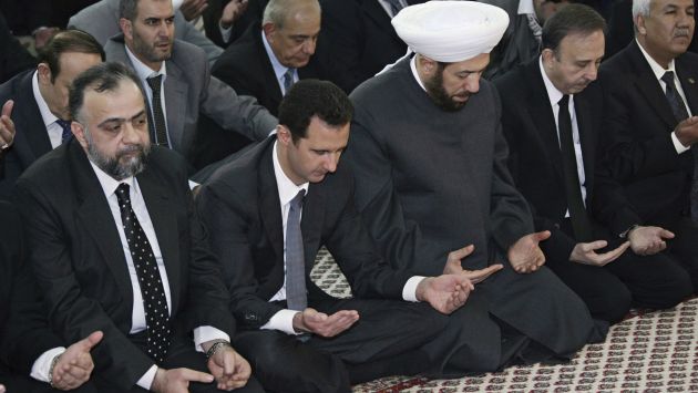 Bashar al Assad reaparece en público luego de tres meses en Siria. (Reuters)