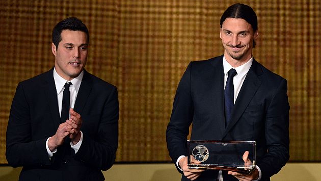 Zlatan Ibrahimovich se ganó el premio al gol del año. (AFP)