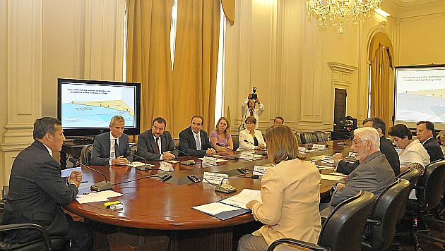 El presidente Humala encabeza la reunión con los principales líderes empresariales. (Sepres)