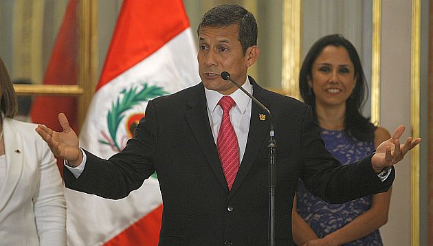 Humala recibió el saludo protocolar del Cuerpo Diplomático acreditado en el Perú. (Mario Zapata)