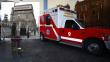 Ambulancias fueron retenidas en el hospital Loayza por falta de camillas