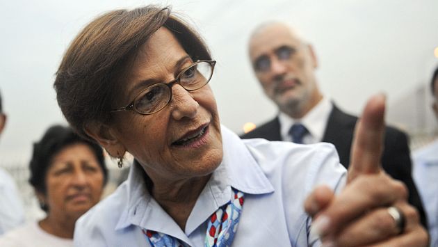 Susana Villarán dice que no es momento de tirarse la pelota sobre la responsabilidad del hecho. (AFP)