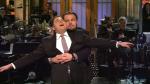 Leonardo DiCaprio y Jonah Hill recrearon memorable escena de ‘Titanic’. (YouTube)