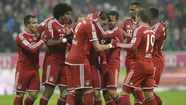 Bayern Munich de Claudio Pizarro da otro paso hacia el título. (AFP)