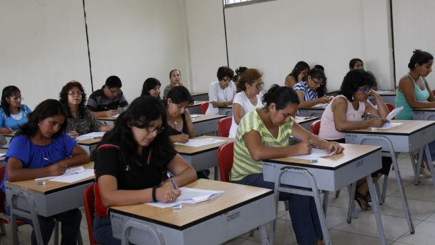 Ningún maestro de Tumbes salió aprobado en el último examen. (Perú21)