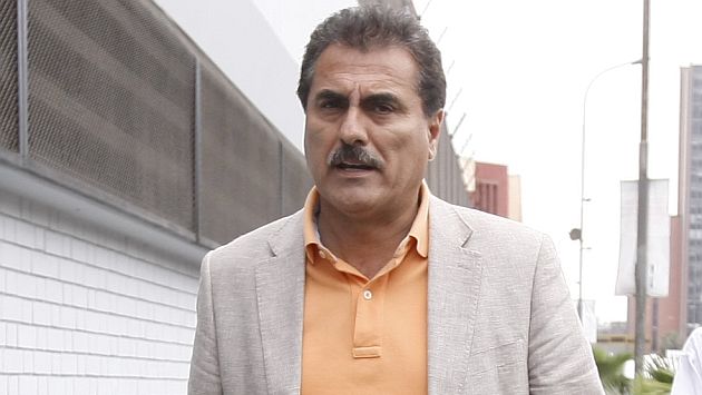 Julio Gagó criticó a Gana Perú por hablar de inhabilitación a Alan García. (David Vexelman)