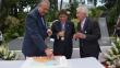 La Haya: Allan Wagner recibió torta decorada con el nuevo límite marítimo