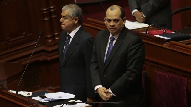 Congreso convoca a Villanueva y Castilla para explicar aumento de sueldos. (César Fajardo)