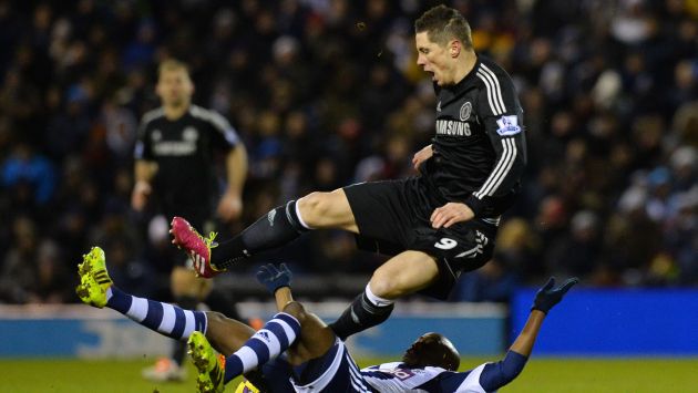 Fernando Torres no fue solución en el ataque del Chelsea. (AFP)