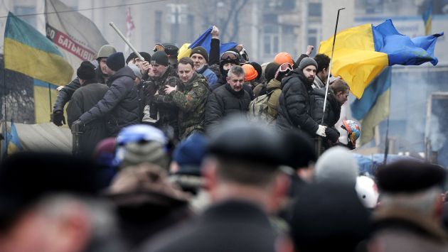 Ucrania: Presidente dice que no renuncia y manifestantes toman Kiev. (AFP)