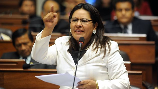 Julia Teves arremetió contra Alan García. (Perú21)