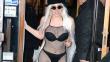 Lady Gaga reta al frío en Nueva York paseando con transparencias 