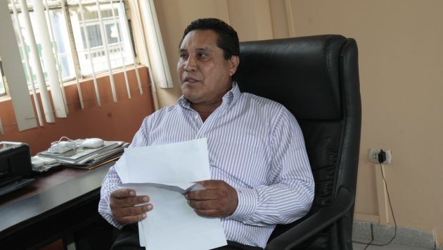 Carlos Burgos habría puesto datos falsos en su hoja de vida. (Perú21)