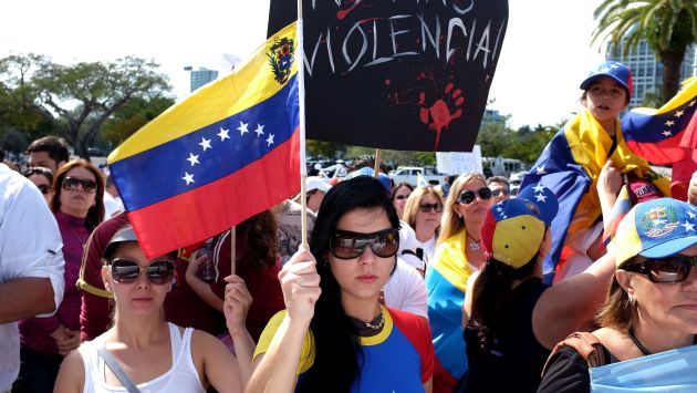Venezuela: Gobierno dice que sus enemigos buscan atacarlo durante los Oscar. (AFP)