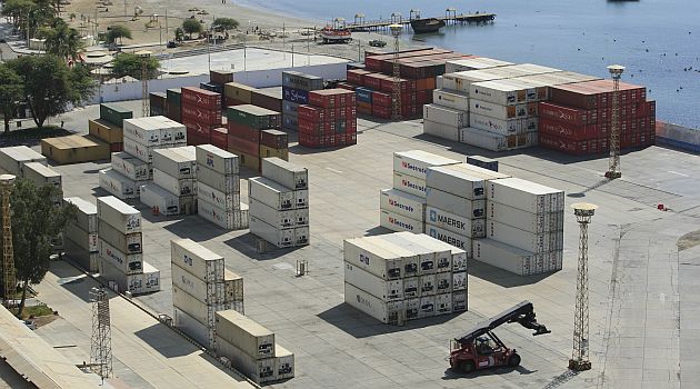 ADEX: Exportaciones caen 17.9% en enero. (USI)