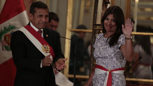 Carmen Omonte aseguró que si Humala le pide su renuncia saldrá del gabinete con la frente en alto. (Martín Pauca)