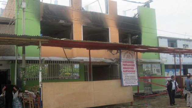 Trujillo: Extorsionadores incendian fábrica de calzado. (Perú21)