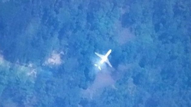 Malasia: Difunden imagen que sería del avión desaparecido. (Daily Mail)