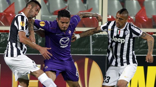 Juan Vargas es elogiado por el técnico de la Fiorentina. (AP)