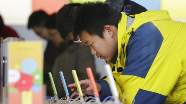 Corea del Sur combatirá la adicción a los smartphones. (Reuters)