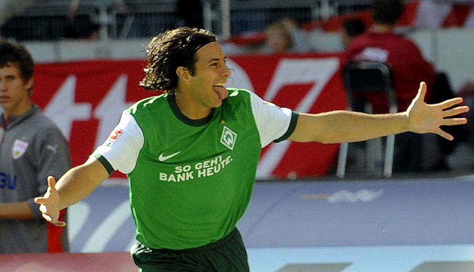 Claudio Pizarro llegó al Werder Bremen en 1999. (AP)