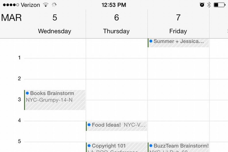 5) Calendario ampliado. La opción del calendario que tiene el IPhone nos permite organizar mejor nuestro tiempo. Sin embargo, muchos piensan que es corta y no se puede apreciar los detalles de cada cita. (buzzfed)