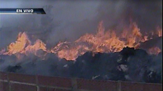 Huachipa: Incendio consume fábrica textil. (Canal 4)