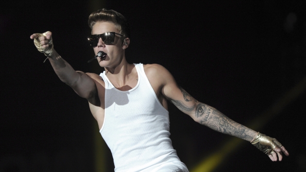 Presidente de \'Taco Bell\' quiere que se lleven a Justin Bieber a Canadá. (AP)