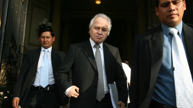 Francisco Eguiguren demandó en 2010 al Tribunal Constitucional. (David Vexelman)