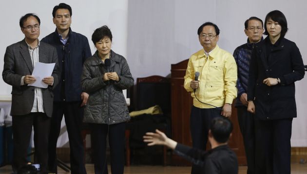 Corea del Sur: Presidenta acusa de 