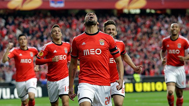Ezequiel Garay del Benfica celebrando el primer gol ante Juventus. (AP)