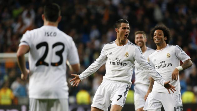 Real Madrid golea con doblete de Cristiano y presiona al Atlético. (Reuters)