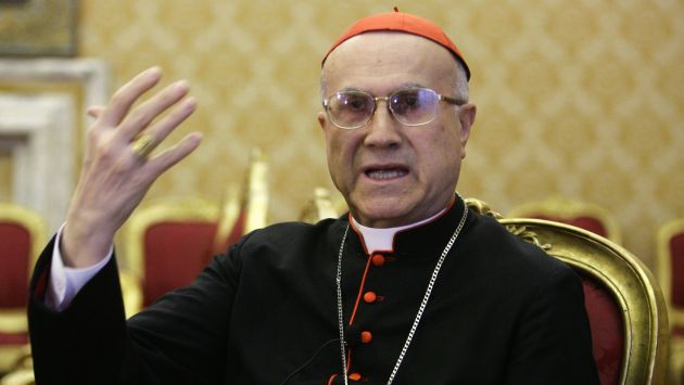 Tarcisio Bertone asegura que Papa Francisco sabía de su ático de lujo. (AP)