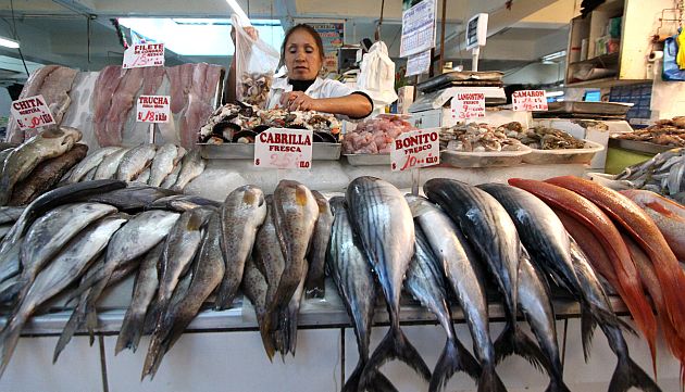 Durante semana santa, subieron los precios de los pescados y mariscos. (USI)