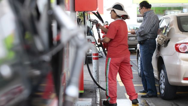Precios de gasolinas y GLP bajan entre 0.5% y 2.3%. (USI)