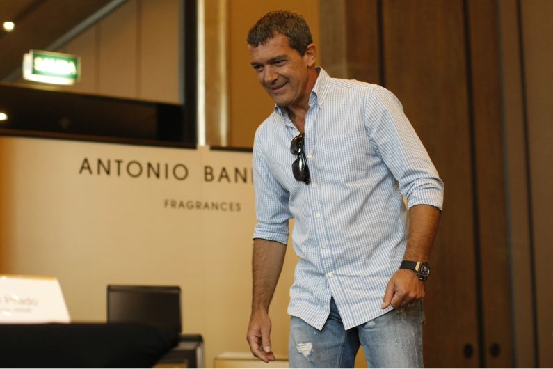 El actor español Antonio Banderas realizó una conferencia de prensa esta mañana en el hotel Hilton. (David Vexelman)