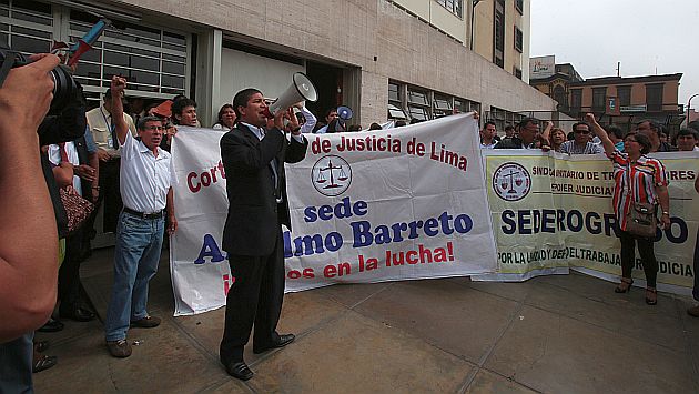 Poder Judicial: Trabajadores levantan huelga y retoman labores este lunes. (USI)