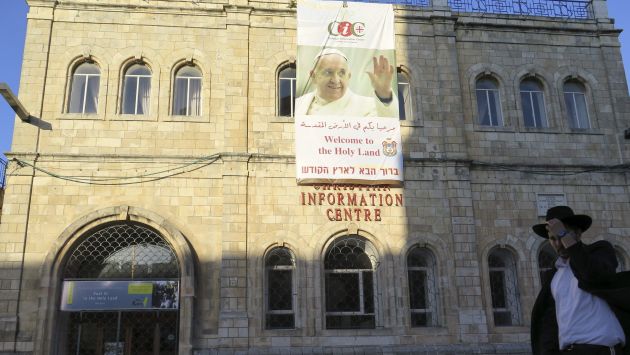 Jerusalén: Alcaldía pide a la Iglesia retirar cartel de bienvenida al Papa. (EFE)