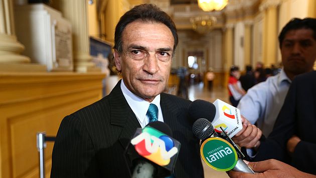 Becerril anunció que el fujimorismo buscará la censura del ministro Albán. (USI)