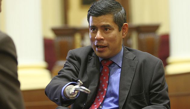 Luis Galarreta calificó de nefasta de decisión de aumentar número de integrantes de Ética. (USI)