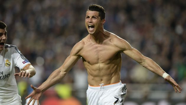 Cristiano Ronaldo marcó el cuarto gol del Real Madrid de tiro penal. (AFP)