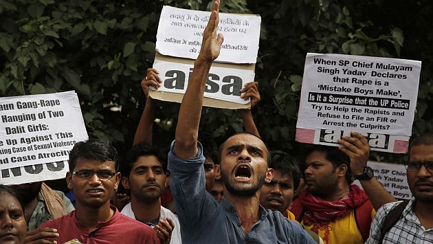 India: Indignación por la violación y ahorcamiento de dos menores. (AP)