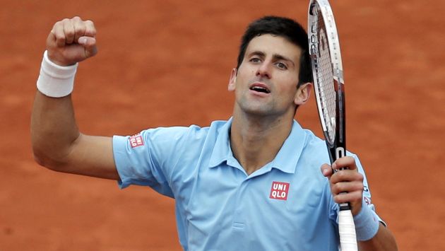 Novak Djokovic aplasta a Tsongay avanza a octavos de Roland Garros. (Reuters)