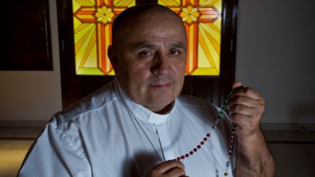 Brasil 2014: Un sacerdote acompaña a la selección argentina. (Internet)