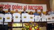 Futbolistas peruanos se unen contra el racismo