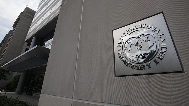 FMI recomendó a China que adopte una meta de crecimiento de su PBI de 7% para 2015. (AFP)